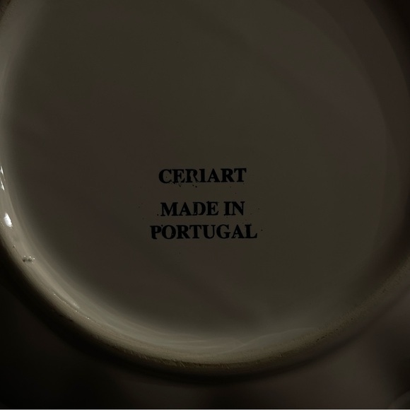 Ceriart Portugal Classic Style Round Serving Bowl 10.25" Scalloped Inside EUC - Picture 9 of 10